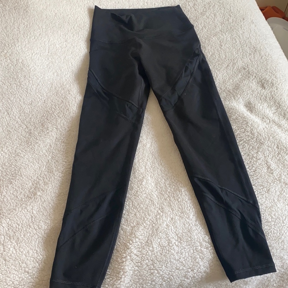 Black leggings in a small